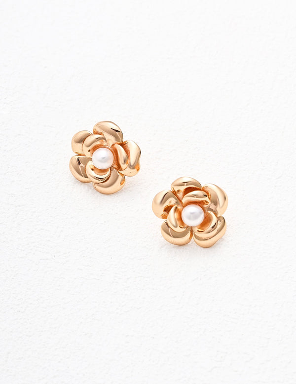 Chic Camellia & Pearl Earrings