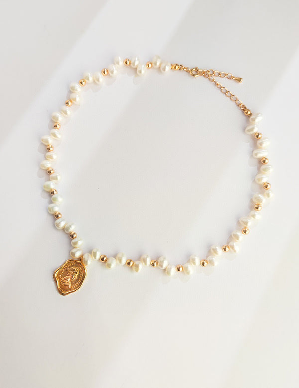 Royal Pendant Necklace