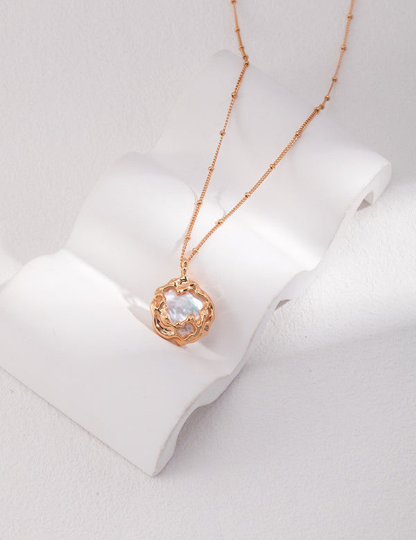 Pearl Pendant Necklace