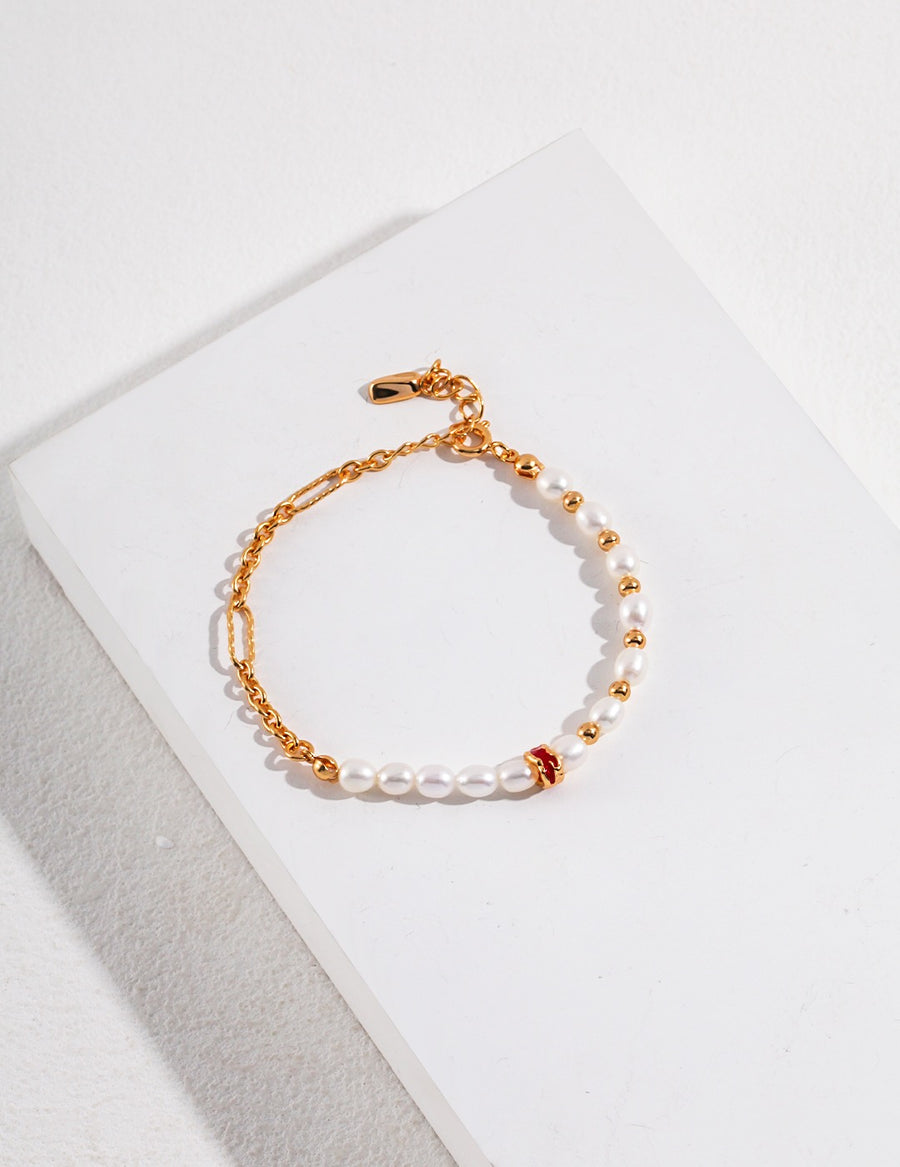 Stylish Pearl Bracelet
