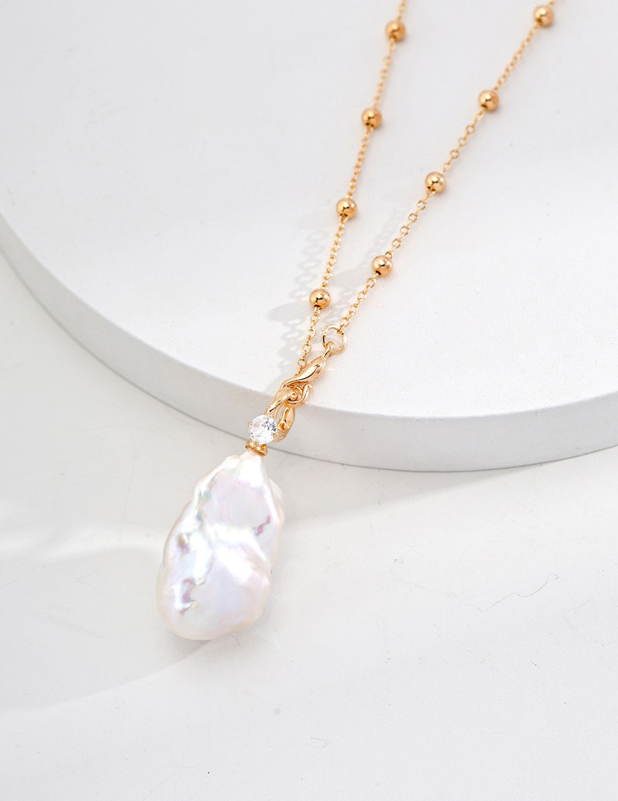Large Baroque Pearl Pendant Necklace